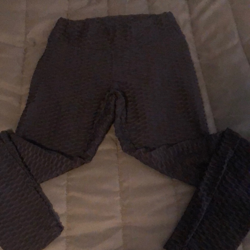 Black honeycomb Leggings with Snug Fit